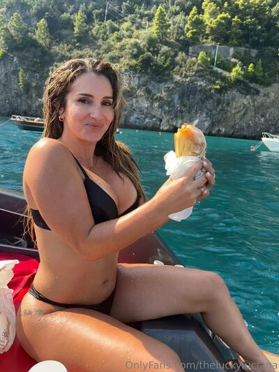Theluckyluciana