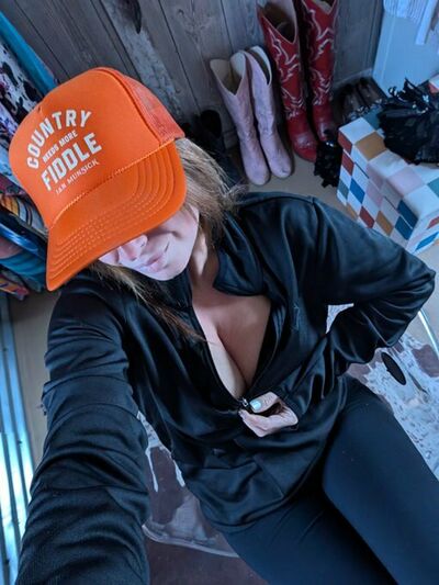 Thepunchyhoe