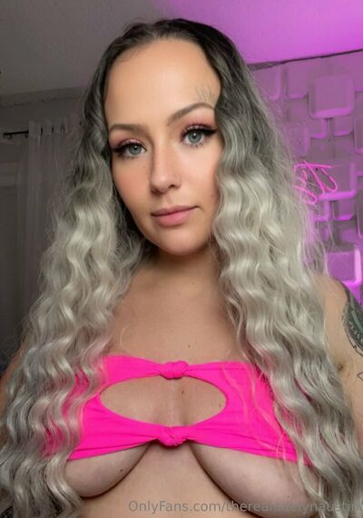 Therealadelynaustin