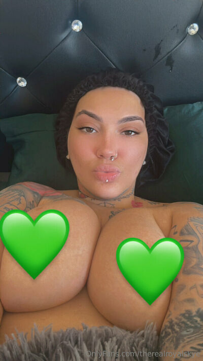 Therealroyalskye