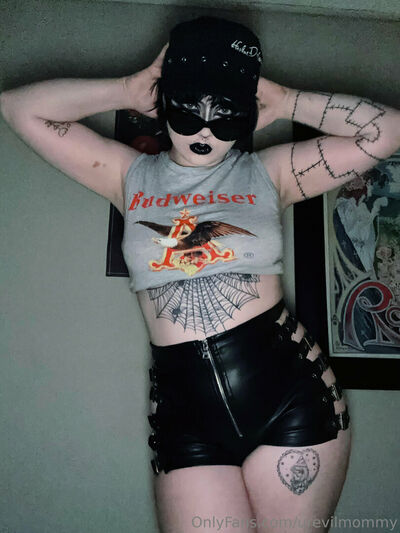 Urevilmommy