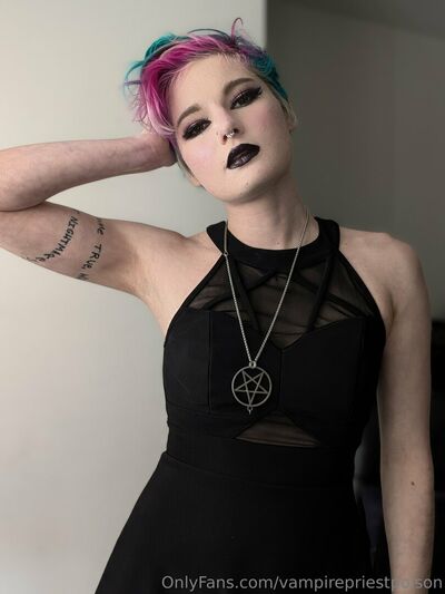 Vampirepriestpoison