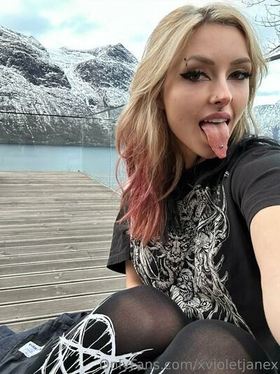 Xvioletjanex