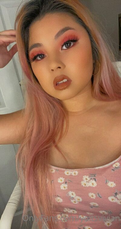 Yoitsvivian