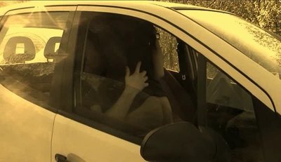 Дженнифер Лети