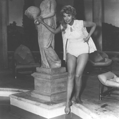 Донна Дуглас