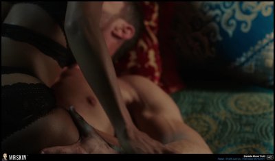 Даниэль Моне Труитт