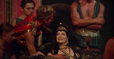 Адриана Асти