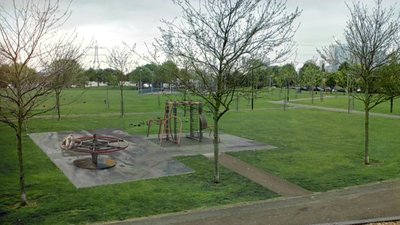 Клэр Холман