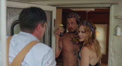 Николь Эллиотт