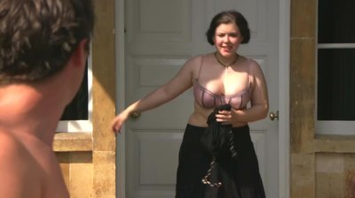 Лара Де Лью