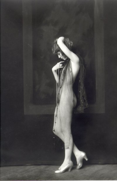 Мэрион Кортни