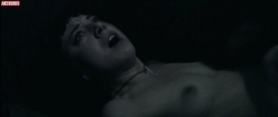 Холли Диллон