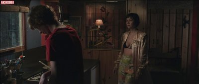 Мэгги Джилленхол