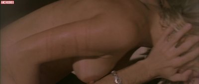 Каролина Кресцентини