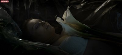 Памела Тола