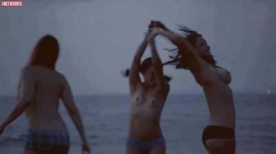 Сара Йоко Ховард