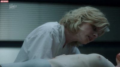 Поппи Корби-тьюч