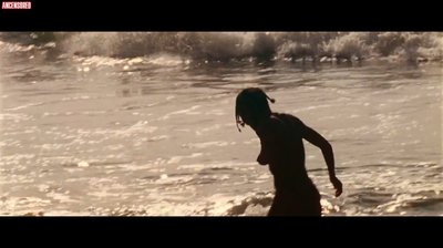 Клео Таварес