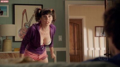 Типпер Ньютон