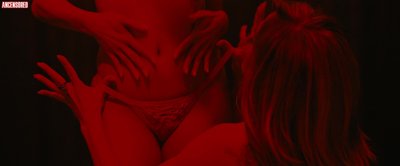 Констанс Ву