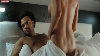 Стефани Обри