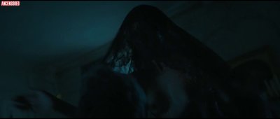 Жюли Де Бона