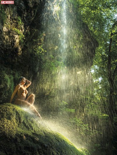 Арьяна Марик