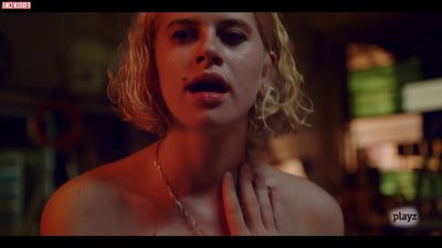 Элизабет Казановас