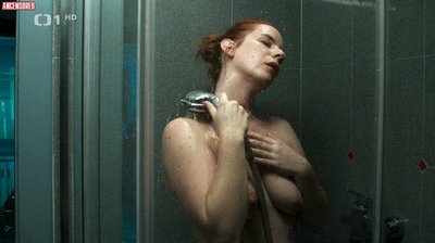 Анна Фиксова