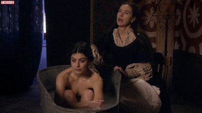 Алессандра Мастронарди