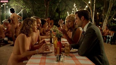 Элиза Робертсон