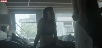 Эбби Миллер