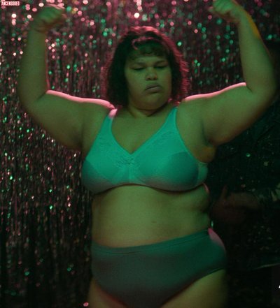 Бритни Янг)