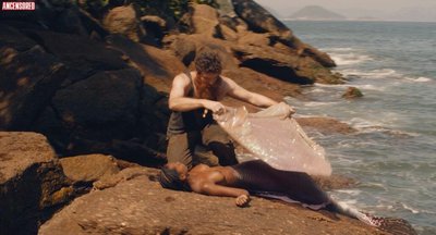 Джессика Корес