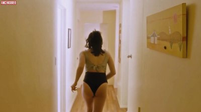 Пейтон Лист)