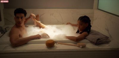 Халле Бейли