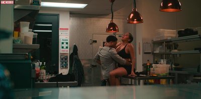 Ла Ла Энтони