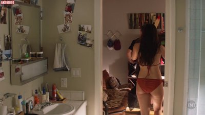 Адриана Сантос