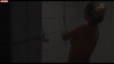 Лаура Оклэр