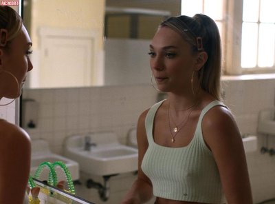 Мэдди Зиглер