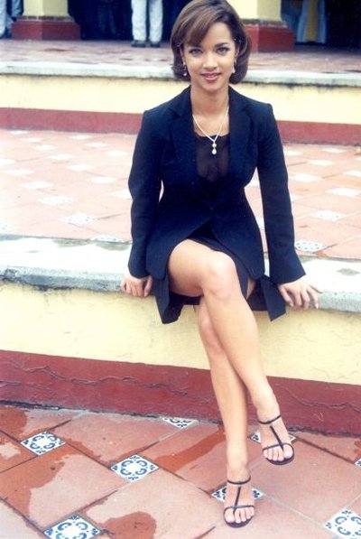 Адамари Лопес