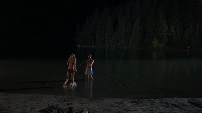 Бритт Робертсон