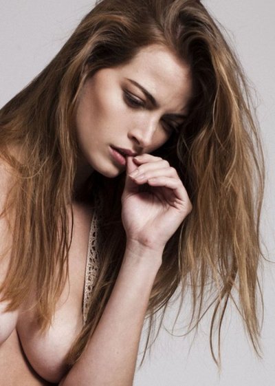 Синди Бертелот