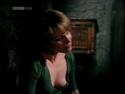 Джоанна Ламли