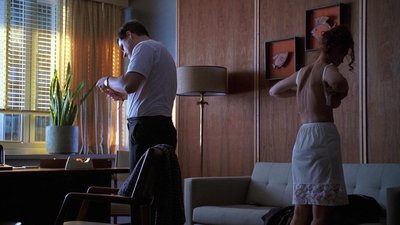 Джули Макнайвен