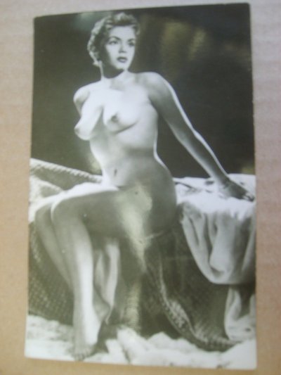 Китти Де Хойос