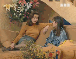 Мари Роверси