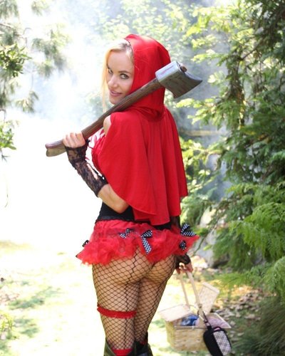 Паула Лабаредас