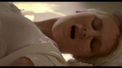 Салли Сэйнсбери